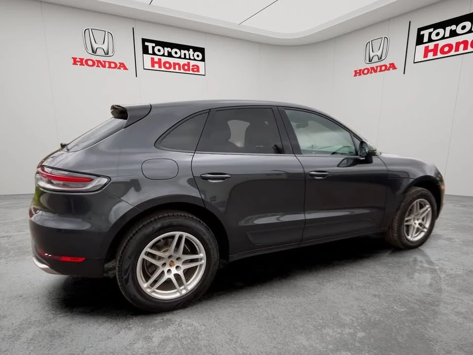 2021 Porsche Macan - Image 9 of 19