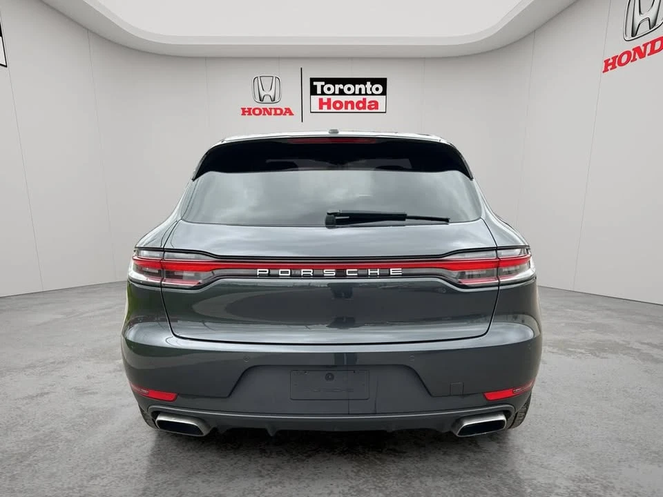 2021 Porsche Macan - Image 14 of 19