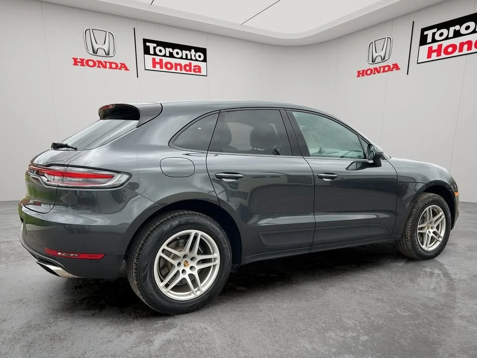 2021 Porsche Macan - Image 10 of 19