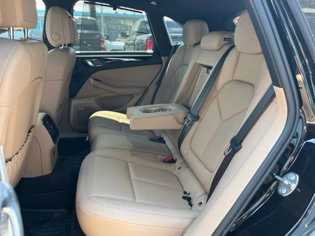 2021 Porsche Macan - Image 8 of 19