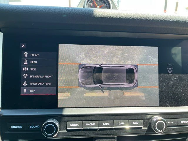 2021 Porsche Macan - Image 15 of 19