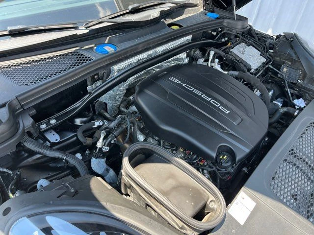 2021 Porsche Macan - Image 19 of 19