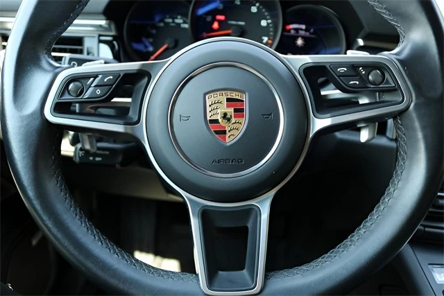 2021 Porsche Macan - Image 10 of 16