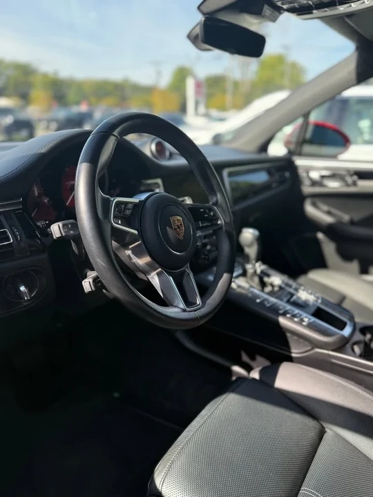 2021 Porsche Macan GTS - Image 5 of 10