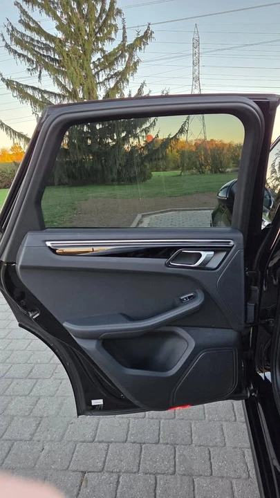 2021 Porsche Macan GTS - Image 10 of 16