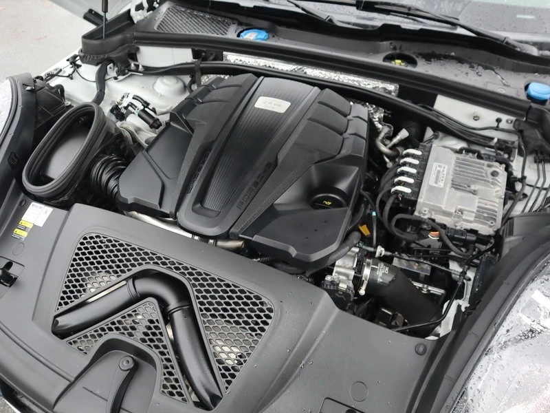 2021 Porsche Macan GTS - Image 14 of 20