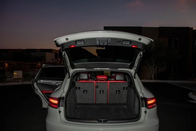 2021 Porsche Macan GTS - Image 9 of 19