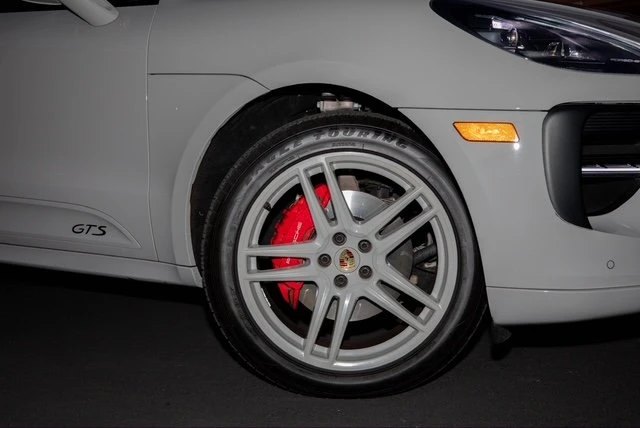 2021 Porsche Macan GTS - Image 5 of 19