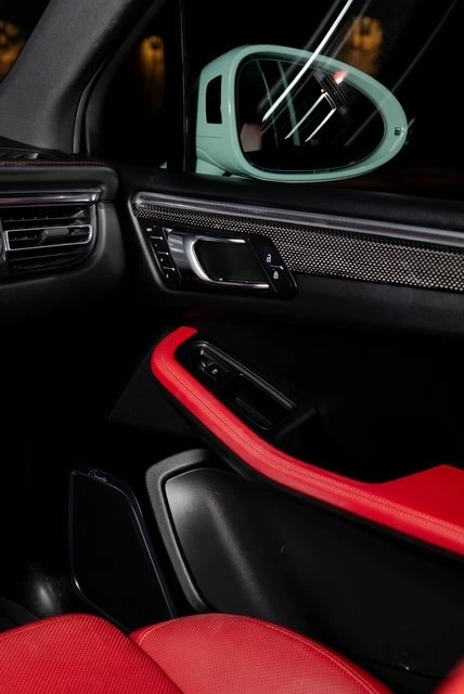 2021 Porsche Macan GTS - Image 16 of 19
