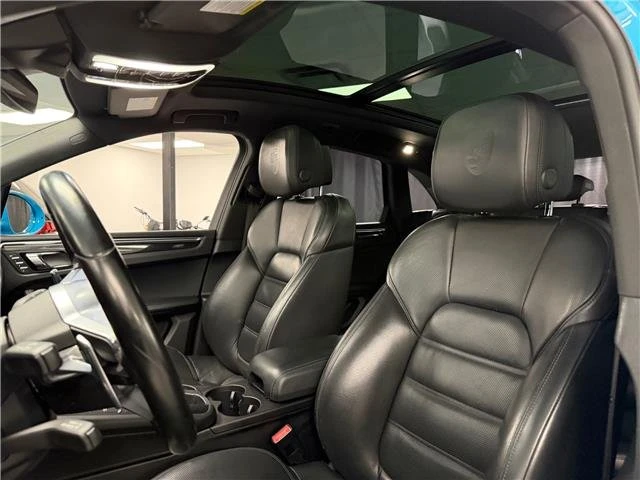 2021 Porsche Macan GTS - Image 17 of 20