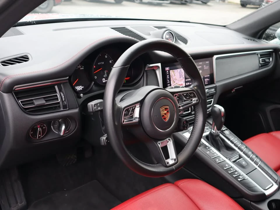 2021 Porsche Macan GTS - Image 10 of 18