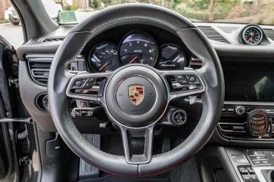 2021 Porsche Macan GTS - Image 4 of 10