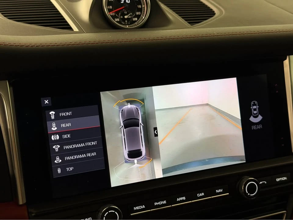 2021 Porsche Macan GTS - Image 19 of 19