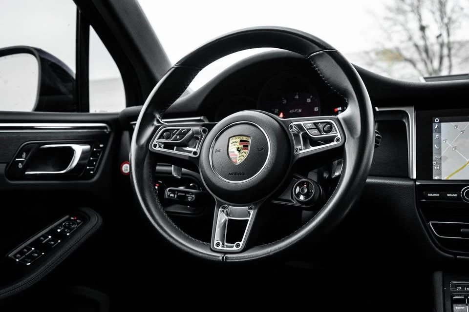 2021 Porsche Macan GTS - Image 8 of 14