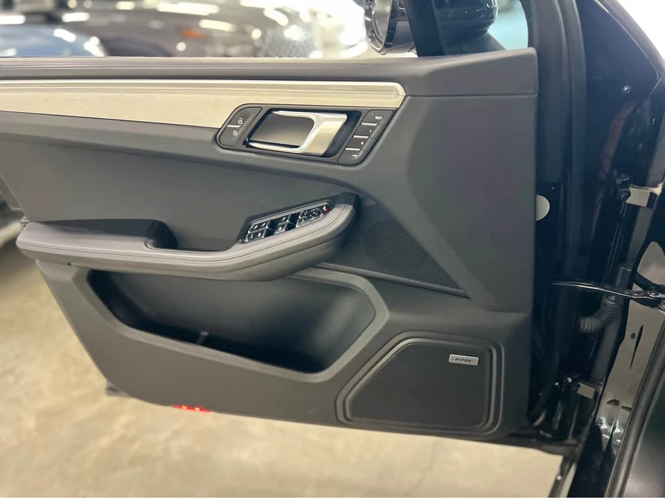 2021 Porsche Macan GTS - Image 13 of 20