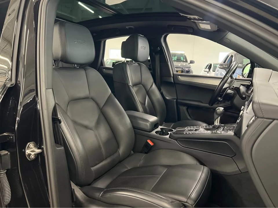 2021 Porsche Macan GTS - Image 11 of 20