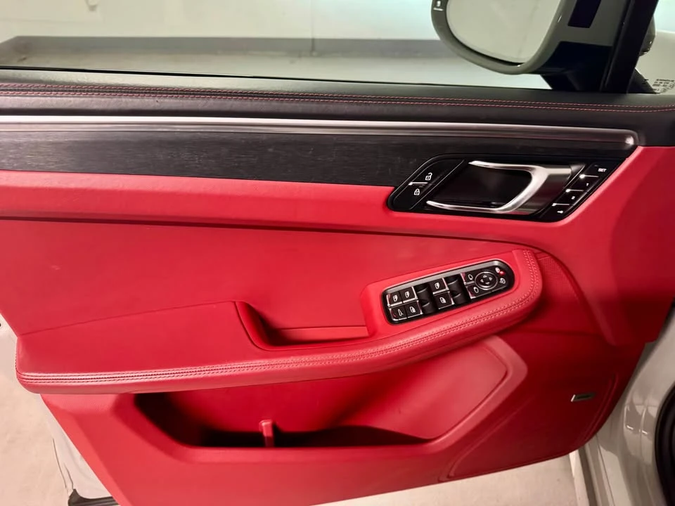 2021 Porsche Macan GTS - Image 10 of 19