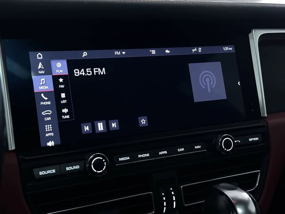 2021 Porsche Macan GTS - Image 15 of 20