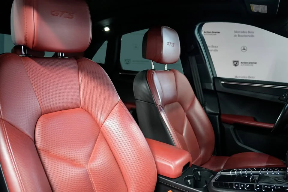 2021 Porsche Macan GTS - Image 16 of 17
