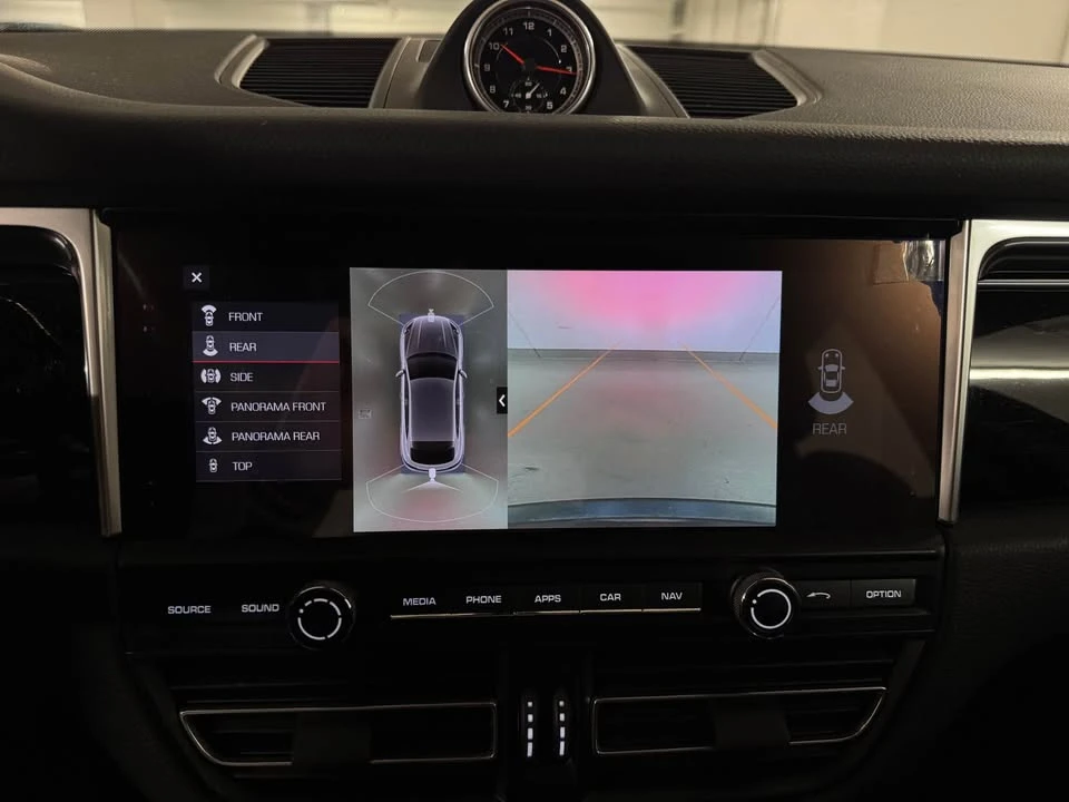 2021 Porsche Macan S - Image 17 of 18