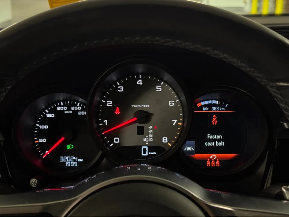2021 Porsche Macan S - Image 14 of 18