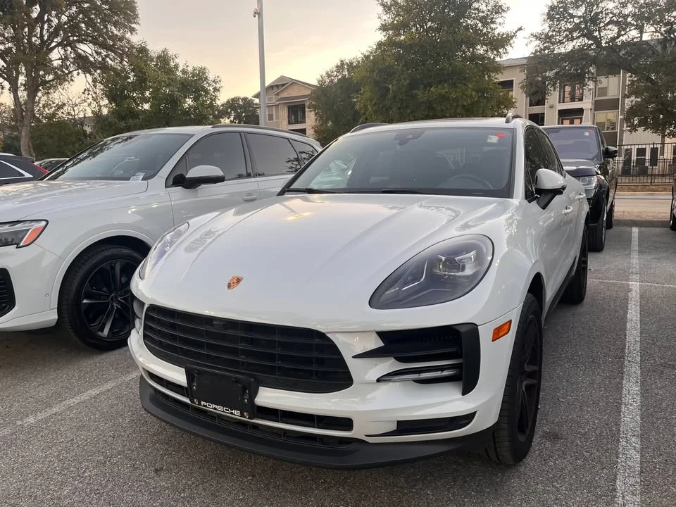 2021 Porsche Macan S - Image 2 of 7