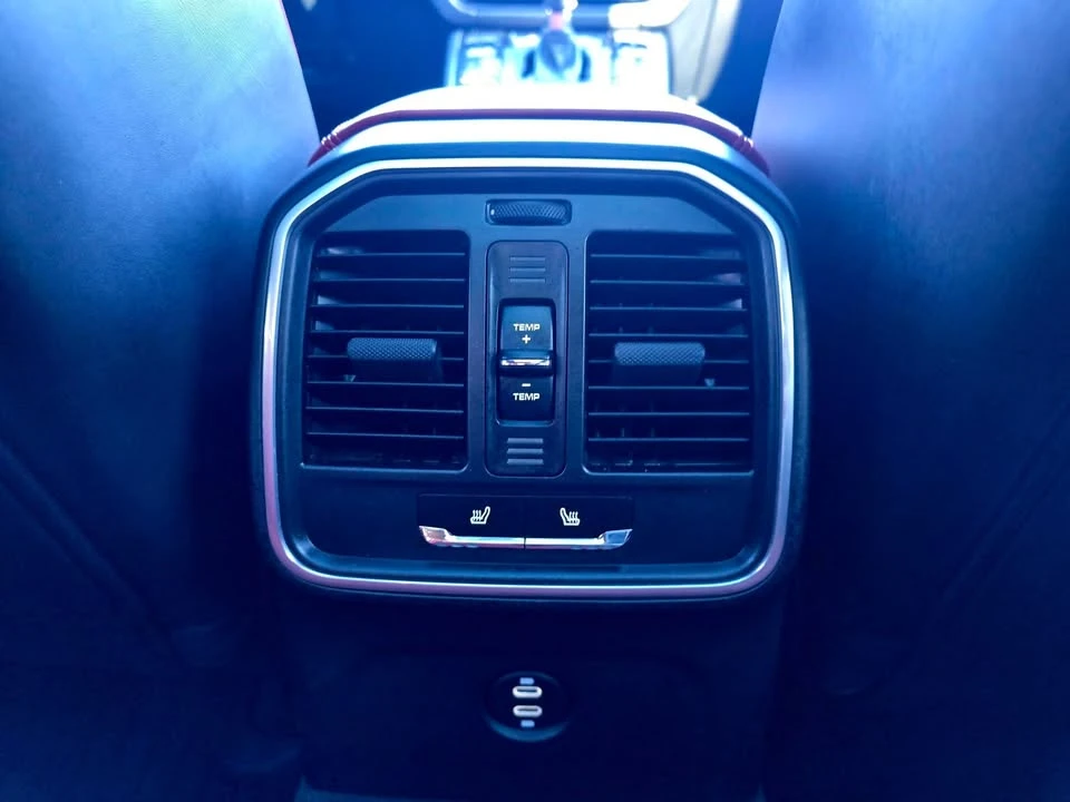 2021 Porsche Macan S - Image 15 of 20