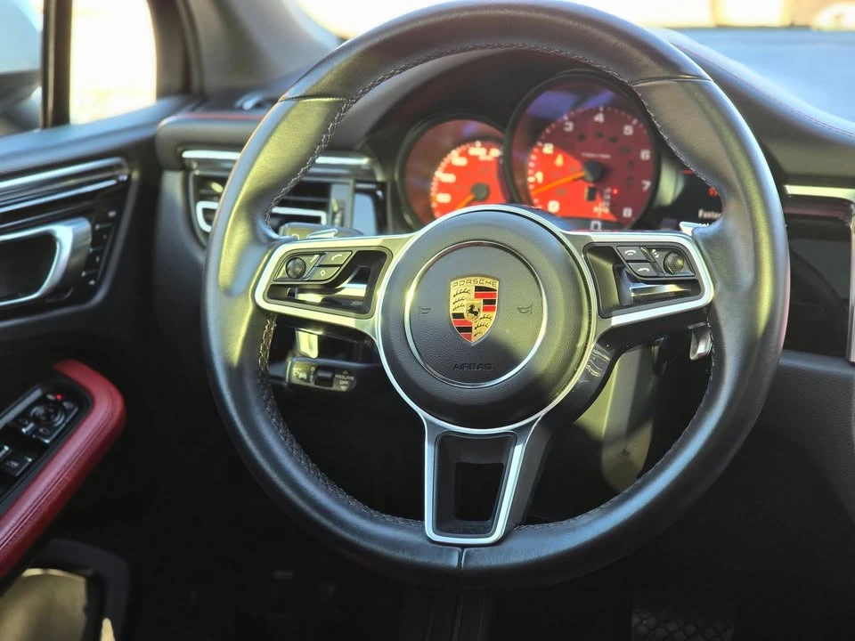 2021 Porsche Macan S - Image 18 of 20