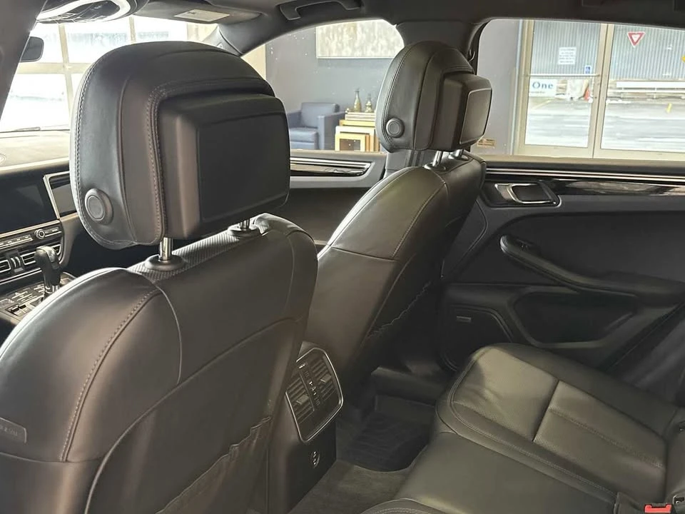 2021 Porsche Macan S - Image 12 of 15