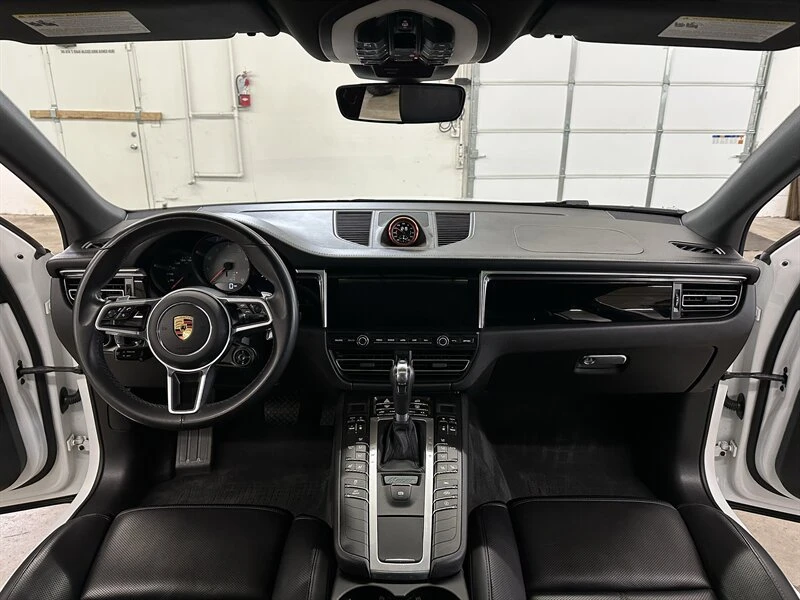2021 Porsche Macan S - Image 16 of 20