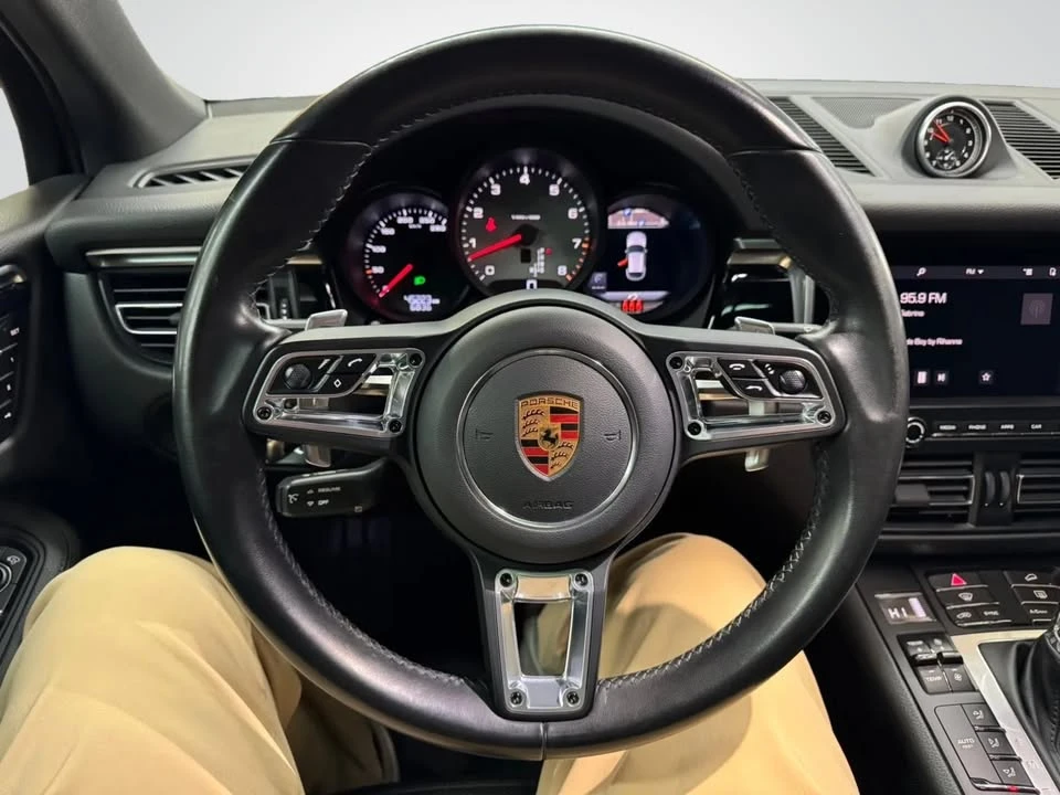 2021 Porsche Macan S - Image 11 of 19