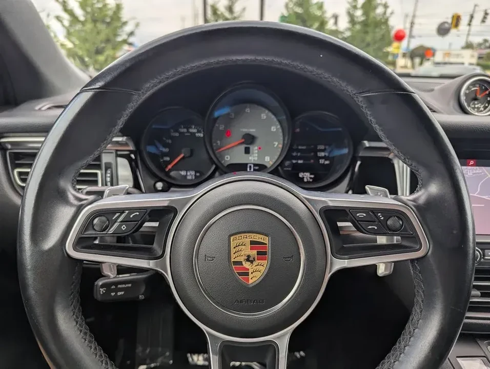 2021 Porsche Macan S - Image 7 of 9