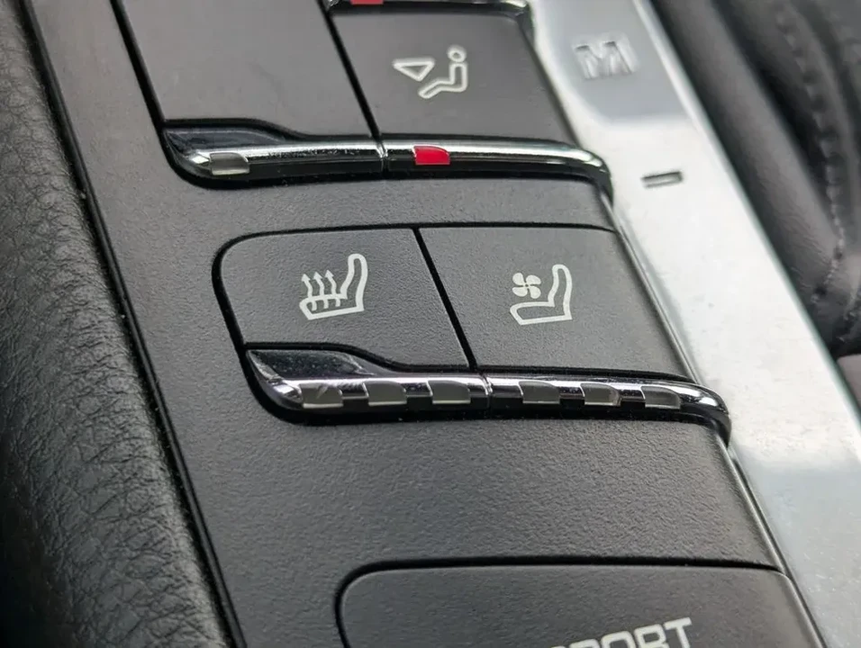 2021 Porsche Macan S - Image 4 of 9