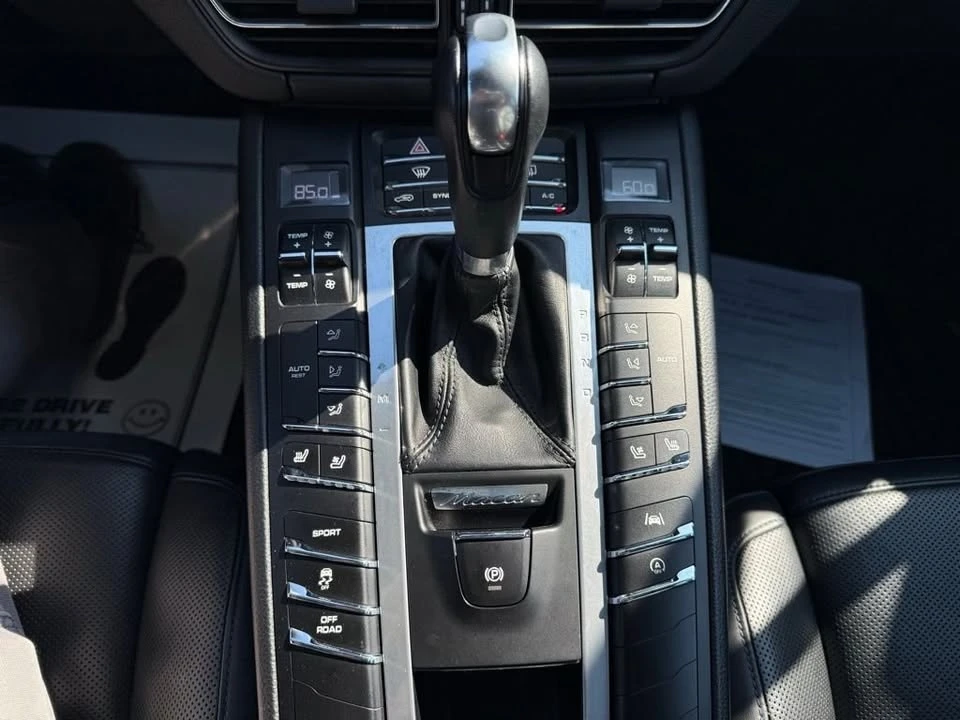 2021 Porsche Macan S - Image 10 of 16