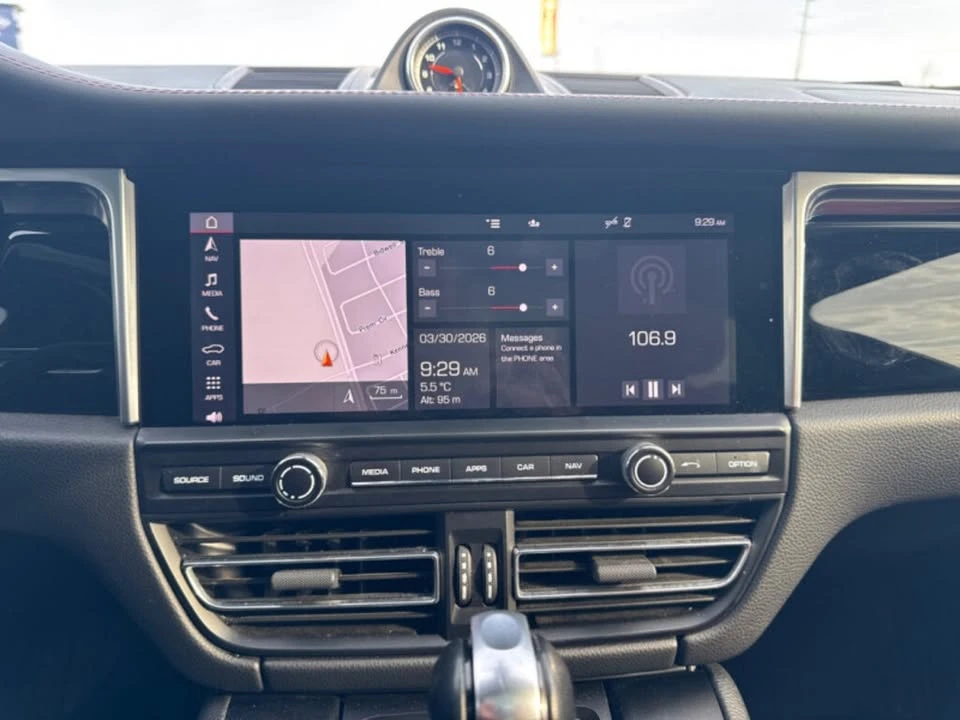 2021 Porsche Macan S - Image 9 of 10