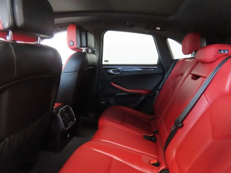 2021 Porsche Macan S - Image 17 of 18