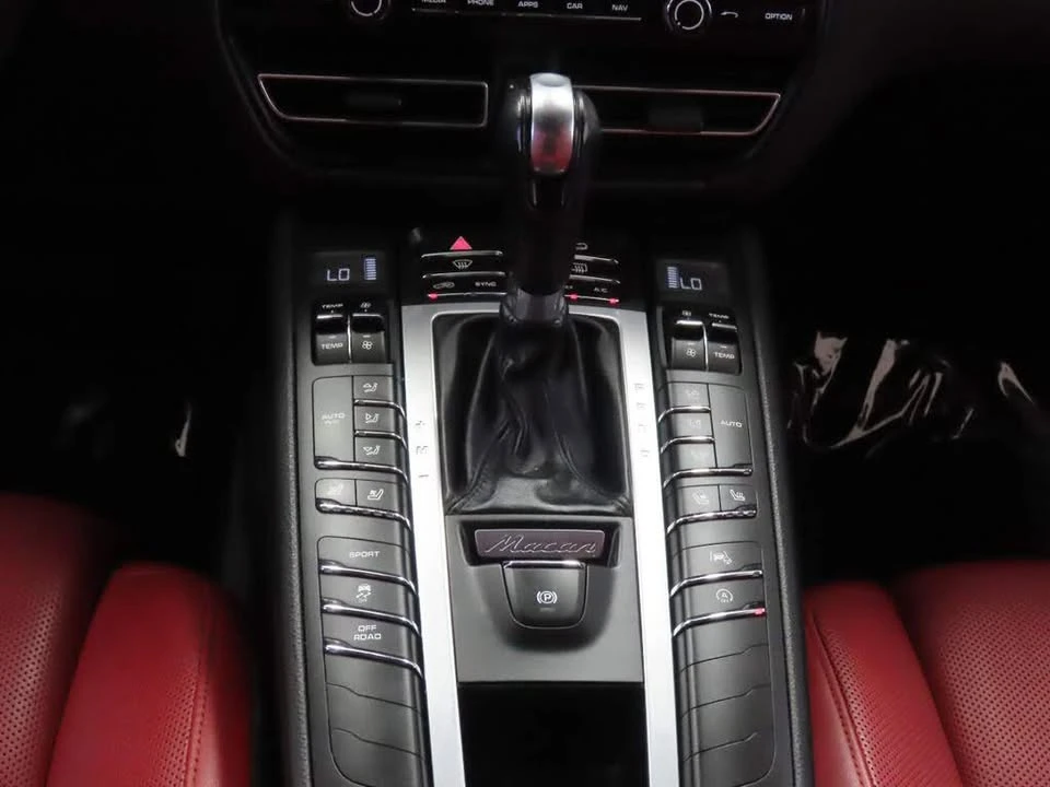 2021 Porsche Macan S - Image 11 of 18