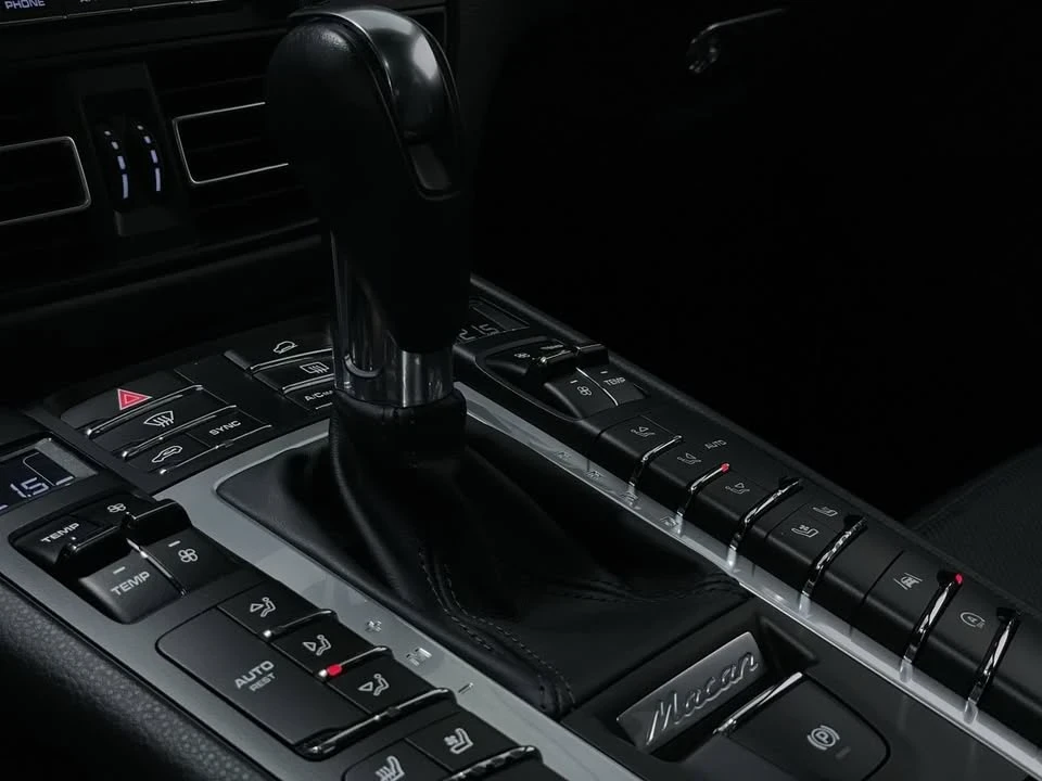 2021 Porsche Macan S - Image 19 of 20