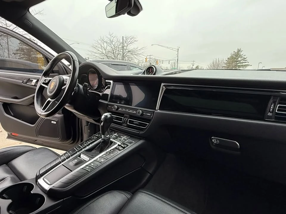 2021 Porsche Macan S - Image 12 of 19