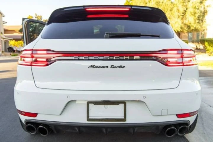 2021 Porsche Macan Turbo - Image 6 of 6