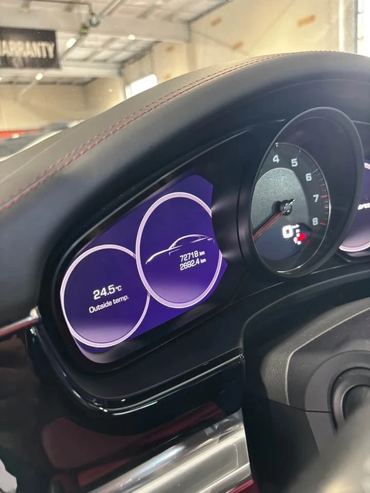 2021 Porsche 971 Panamera - Image 16 of 19