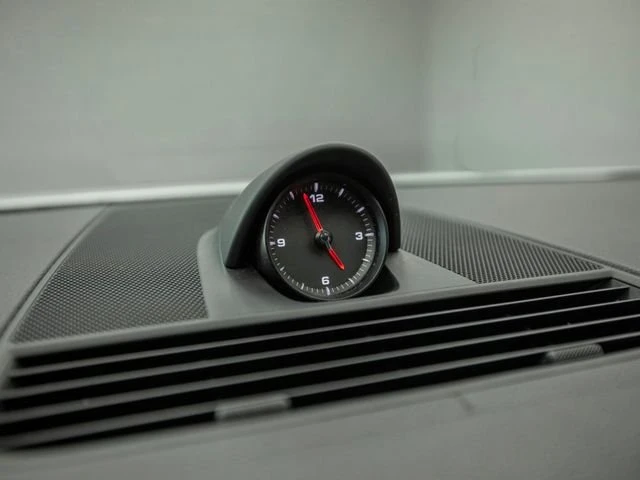 2021 Porsche 971 Panamera - Image 18 of 19