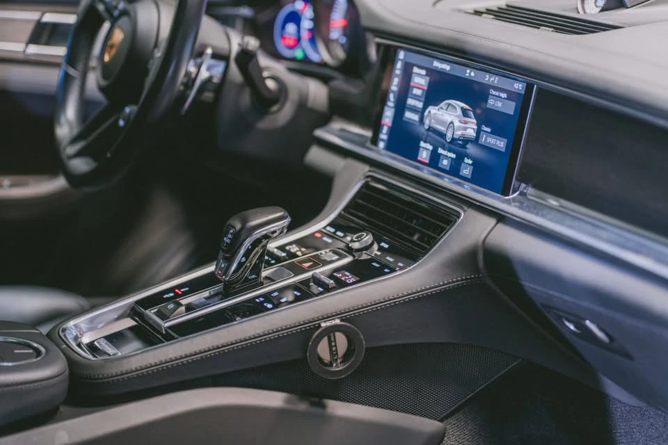 2021 Porsche 971 Panamera GTS - Image 10 of 12