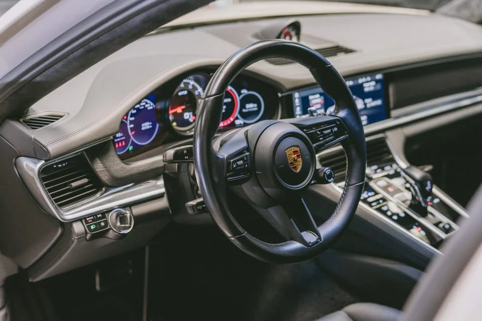 2021 Porsche 971 Panamera GTS - Image 9 of 12