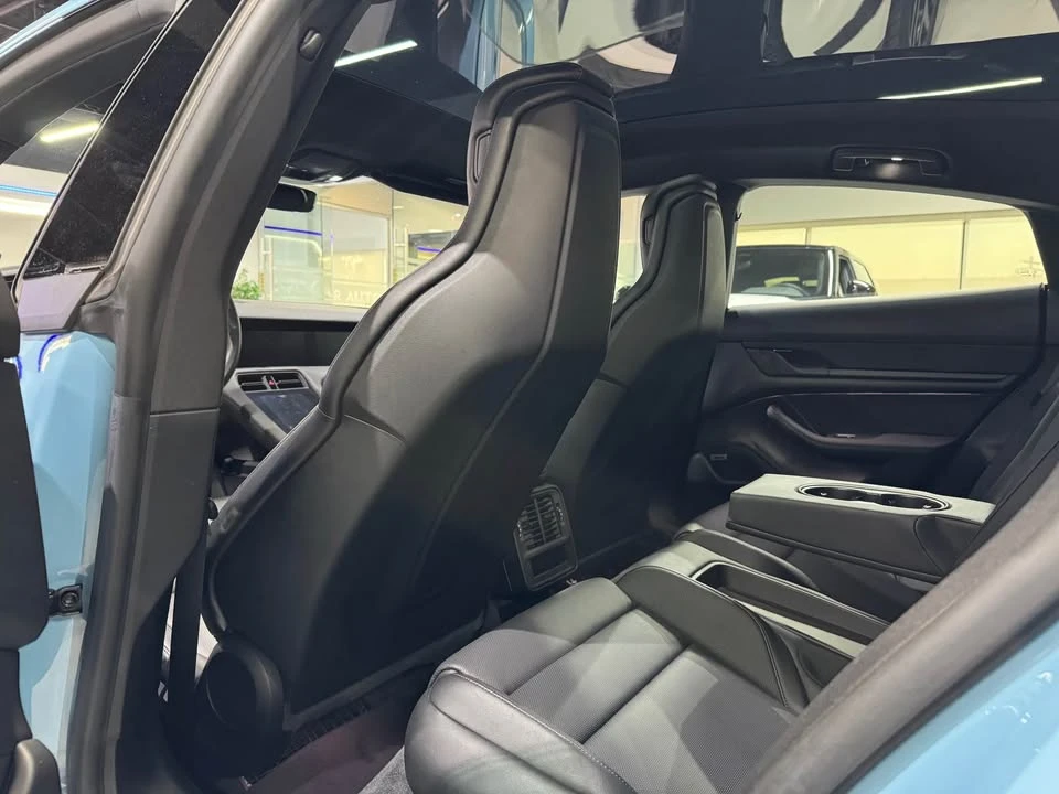 2021 Porsche Taycan - Image 6 of 10