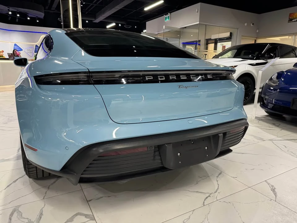 2021 Porsche Taycan - Image 4 of 10