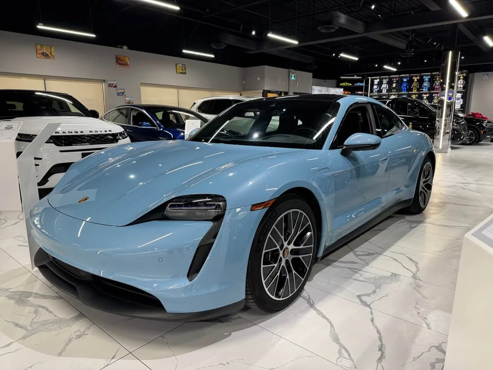 2021 Porsche Taycan - Image 2 of 10