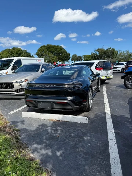 2021 Porsche Taycan - Image 5 of 7