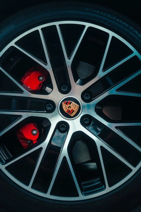 2021 Porsche Taycan - Image 13 of 20