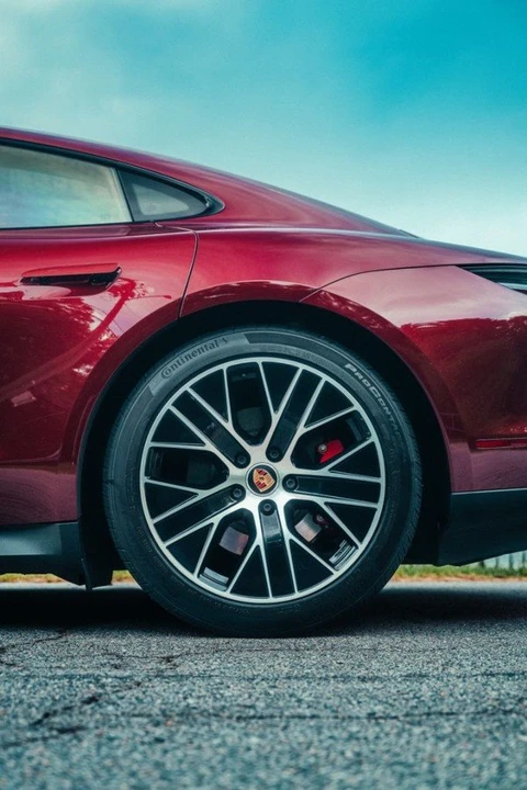 2021 Porsche Taycan - Image 10 of 20